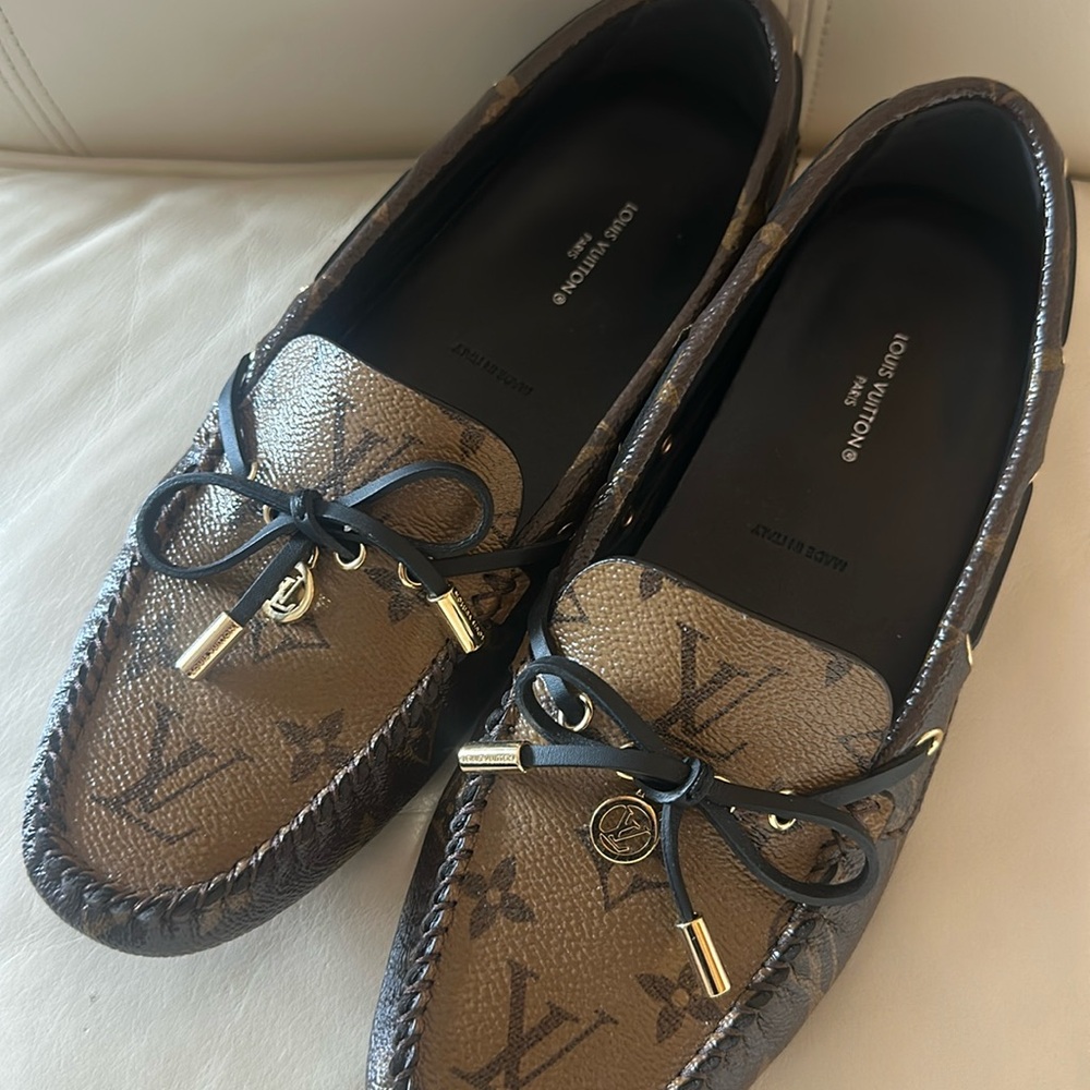 Louis Vuitton Gloria Loafers size 8.5